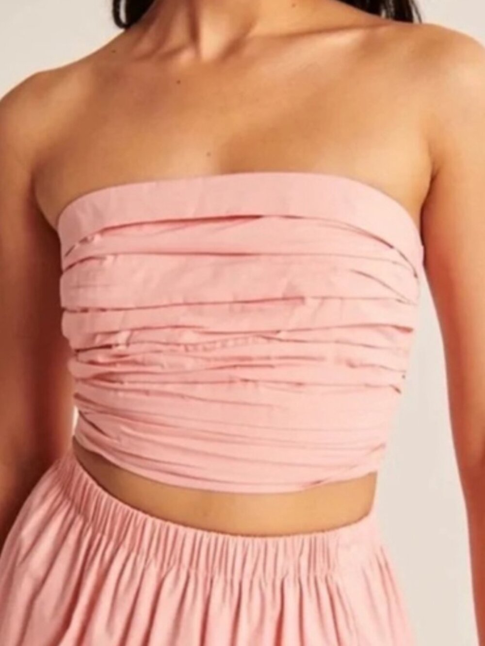 Abercrombie & Fitch Cropped Ruched Strapless Top